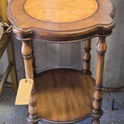 #5012 • Round End Table
