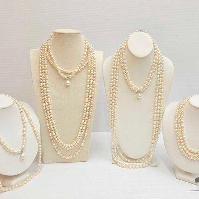 #1028 • (12) Pearl Necklaces, 637g
