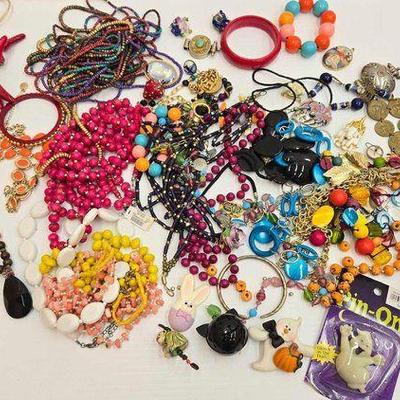#1062 • Costume Necklaces, Bracelets & More
