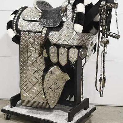 1940S-50S DON BENTLEY STERLING SILVER & 10KT GOLD SADDLE SET. 50+ LBS STERLING & 5+ OUNCES 10K GOLD