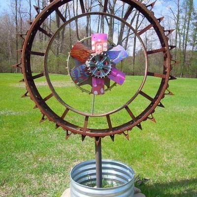 VERY LARGE VINTAGE STEEL OUTDOOR GARDEN ORNAMENT