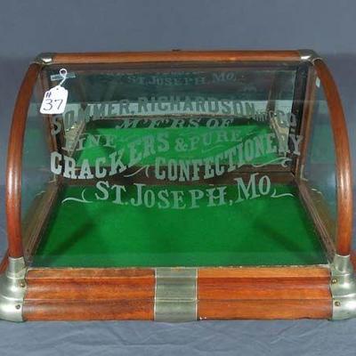 VINTAGE WOOD & CURVED GLASS TABLE TOP DISPLAY CASE