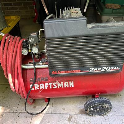 Craftsman 2  HP 20Gal. Air  Compressor With Hose