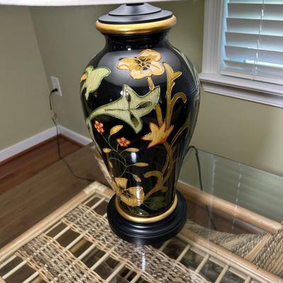 3 Matching Lamps With Shades 