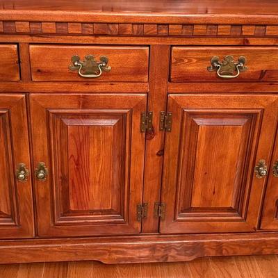 Link-Taylor Colonial Pine Buffet 