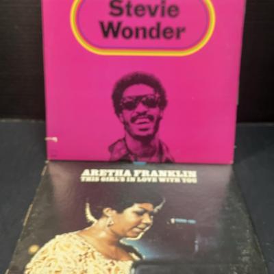 Vinyls: Aretha, Stevie Wonder And More 