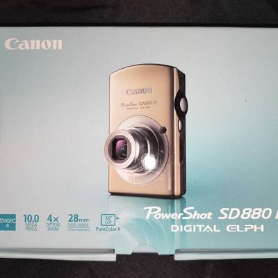 Canon PowerShot SD880 IS Digital ELPH With Box, Carrying Case, Chargers, And Manual