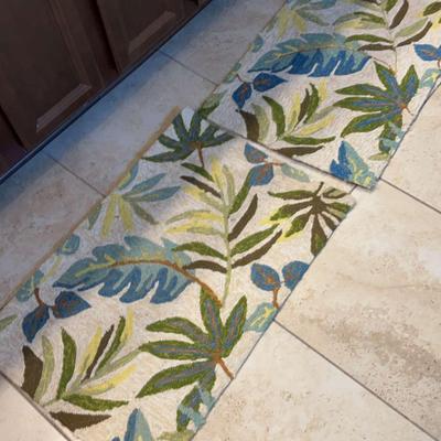 Set Of Two Tropical Themed Bathroom Mats