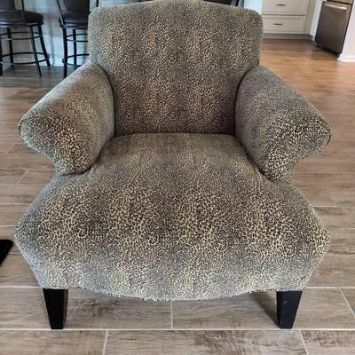 Vintage Lepard Print Cushioned Armchair #1