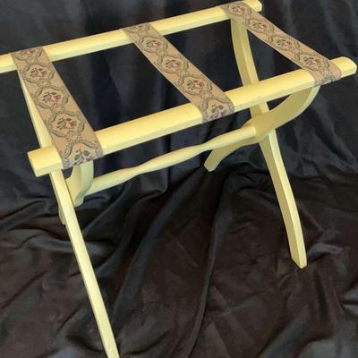 Vintage Scheibe Cream Wooden Luggage Rack Stand With Tapestry