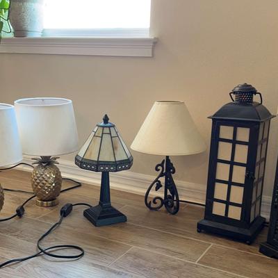 Collection Of 7 Household Decor Lamps And Lights