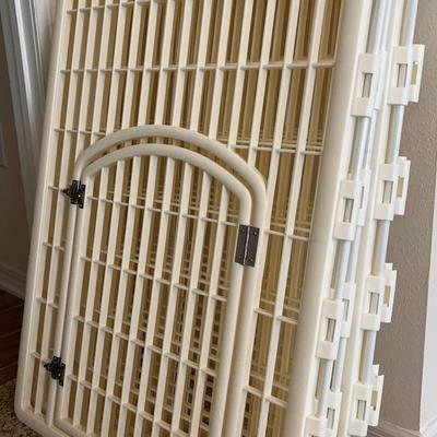 Six Piece Dog Pen/Gate With Doggie Door