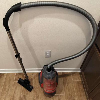 Ovente Electric Vaccum Cleaner Model ST2620R