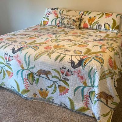 King Size Bed And Bedding