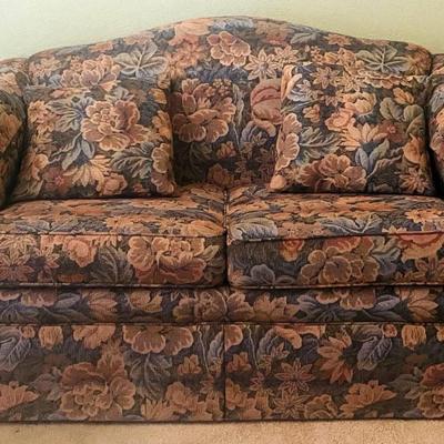 Flexsteel Floral Loveseat 