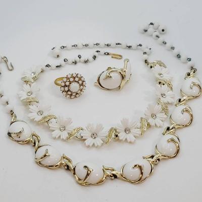White And Gold Molded Plastic Jewelry Some Tlc