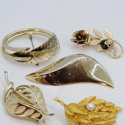 Leaf Floral Organic Gold Tone Pin and Brooch Lot 5pc 