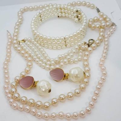 Vintage Pink Cream Faux Pearl Jewelry Lot