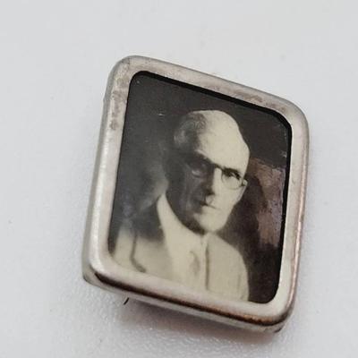 Miniature Antique Photograph Picture Pin Gentleman in Glasses 0.5 Inch