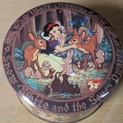 Snow White & Seven Dwarfs 5" Round Candy Vintage Tin Disney