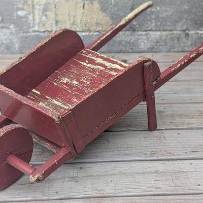 Small Wooden Wheelbarrow Decoration For Garden 