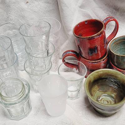 Instant Kitchen - Artsy Coffee Cups and Glasses