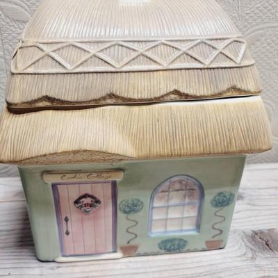 Pfaltzgraff Cookie Cottage Cookie Jar Ceramic