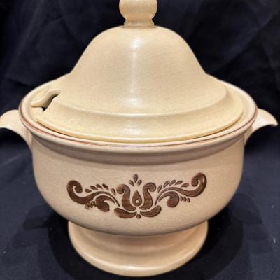 Vintage Pfqltzgraff Soup Terran 