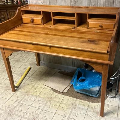 Pine Writing Desk w/ Lift Top