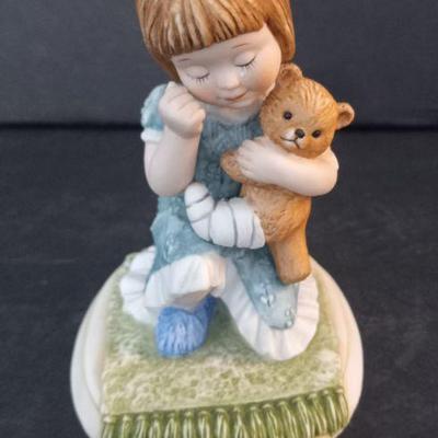 Vintage 1990s Lenox Days of the Week Collection "Wednesday's Child is Full of Woe" Figurine - 4"