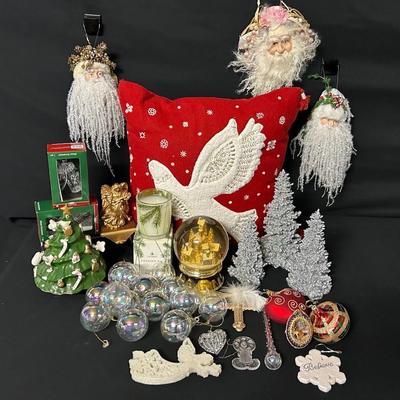 Old World Christmas
