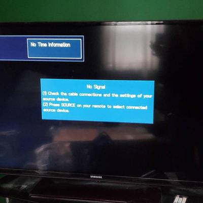 Samsung 46" TV With Remote