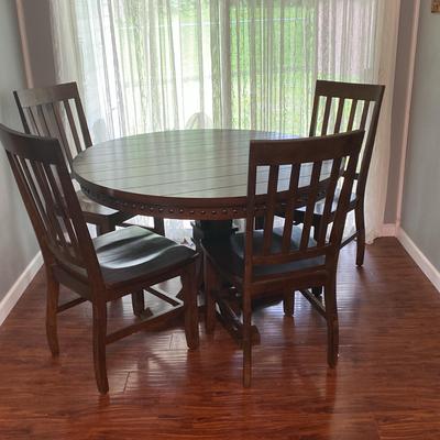 Solid Wood Round Pedestal Dining Table