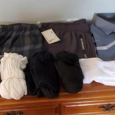 Men's Clothing Lot Including Van Heusen