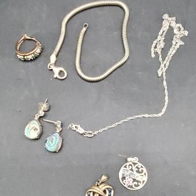 Sterling Silver Jewelry Pieces 