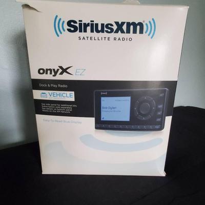 SiriusXM Dock & Play Radio  Model NGVA1
