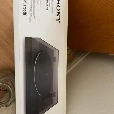 Record player 