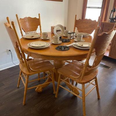 Dining table 