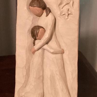Figurine willow tree mother and daugher