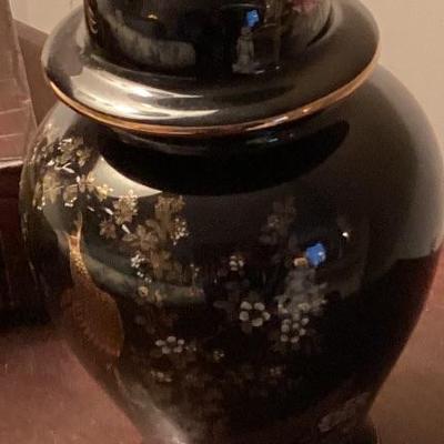 Jar brown with lid