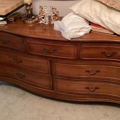 French Provincial Louis XVI Style Dresser 7 drawers