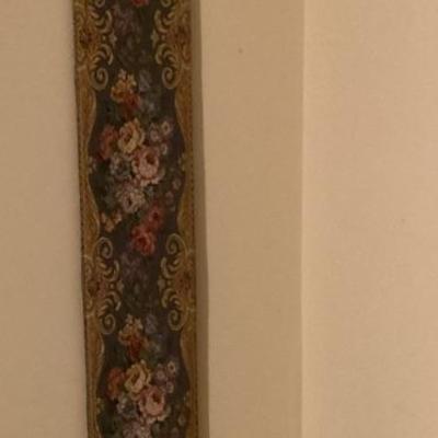 Taperstry gold floral