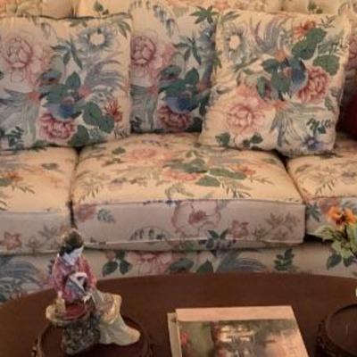 Sofa floral 3 cuhion