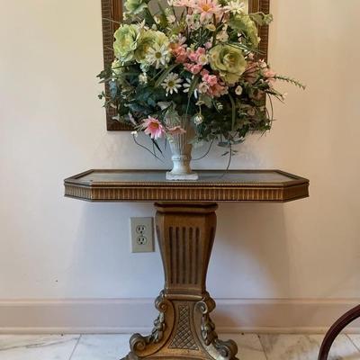 Pedestal consol talble