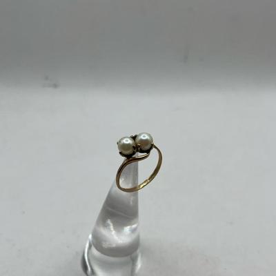 10k Gold Vintage Double Pearl Ring 