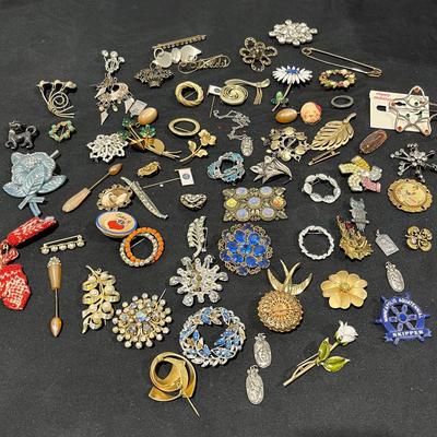 Vintage Pin & Brooch Collection Mystery Lot 