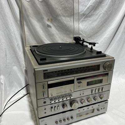 Vintage Montgomery Ward Turntable, Reciever & Track Deck