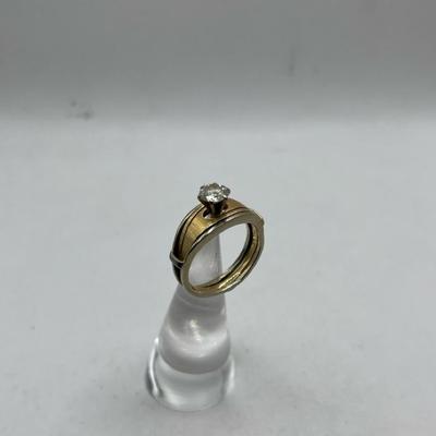 14k Gold Engagement Ring W/ Nesting Wedding Band 