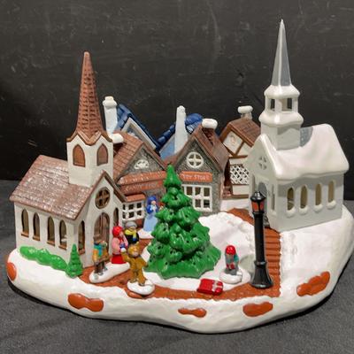 Vintage Village Scene Lightable (No Lights)