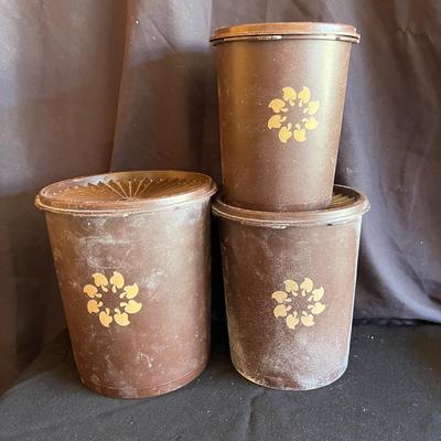 Tupperware Set